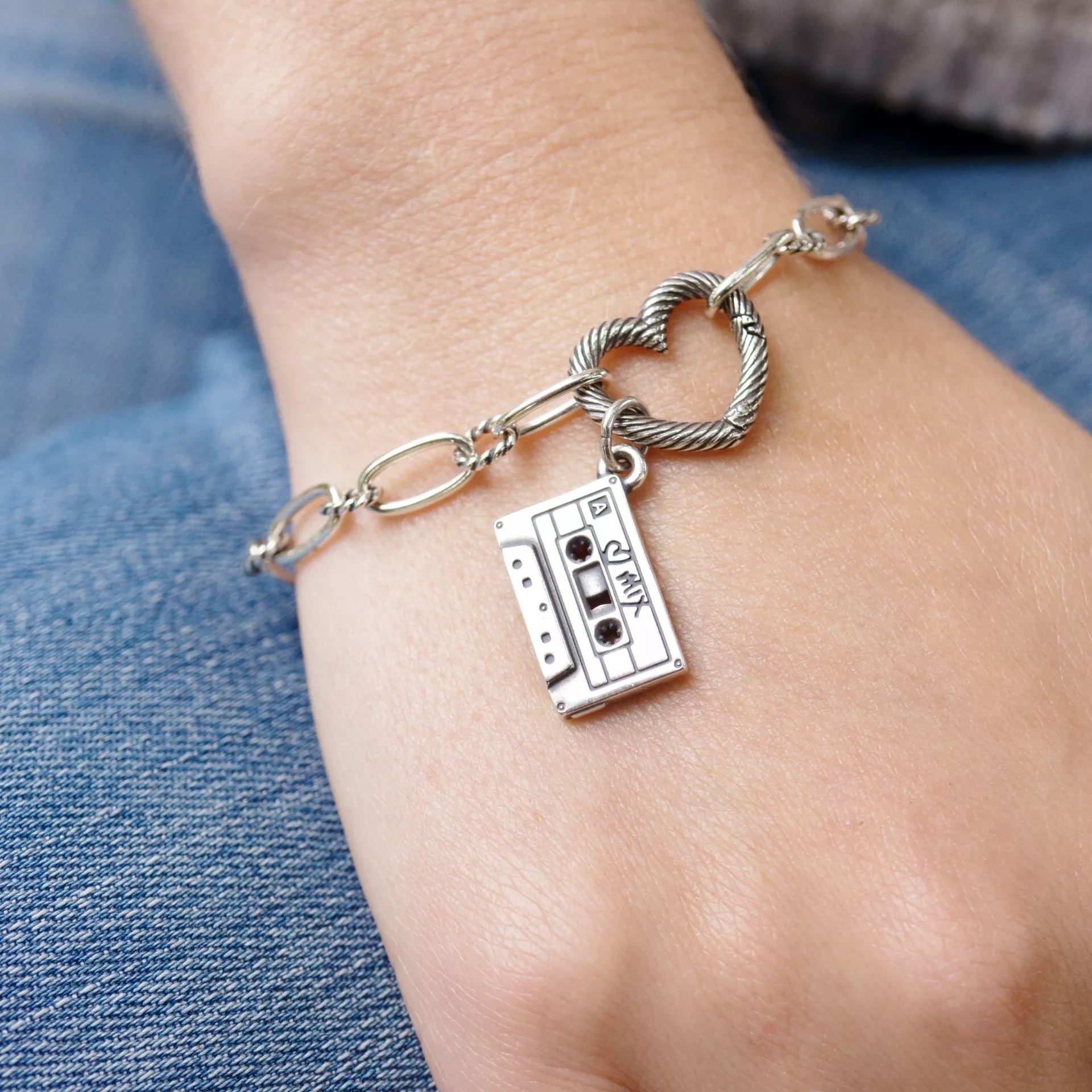 Changeable Heart Charm Bracelet - Image 4