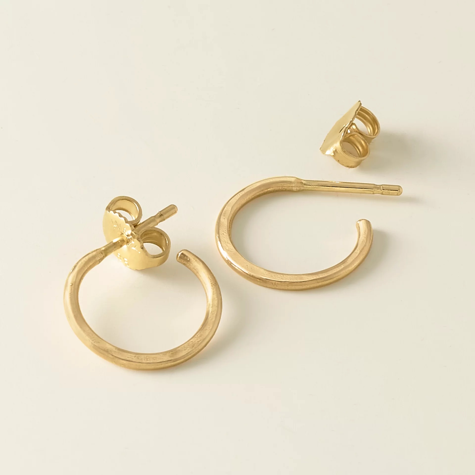 Classic Hammered Hoops - Image 2