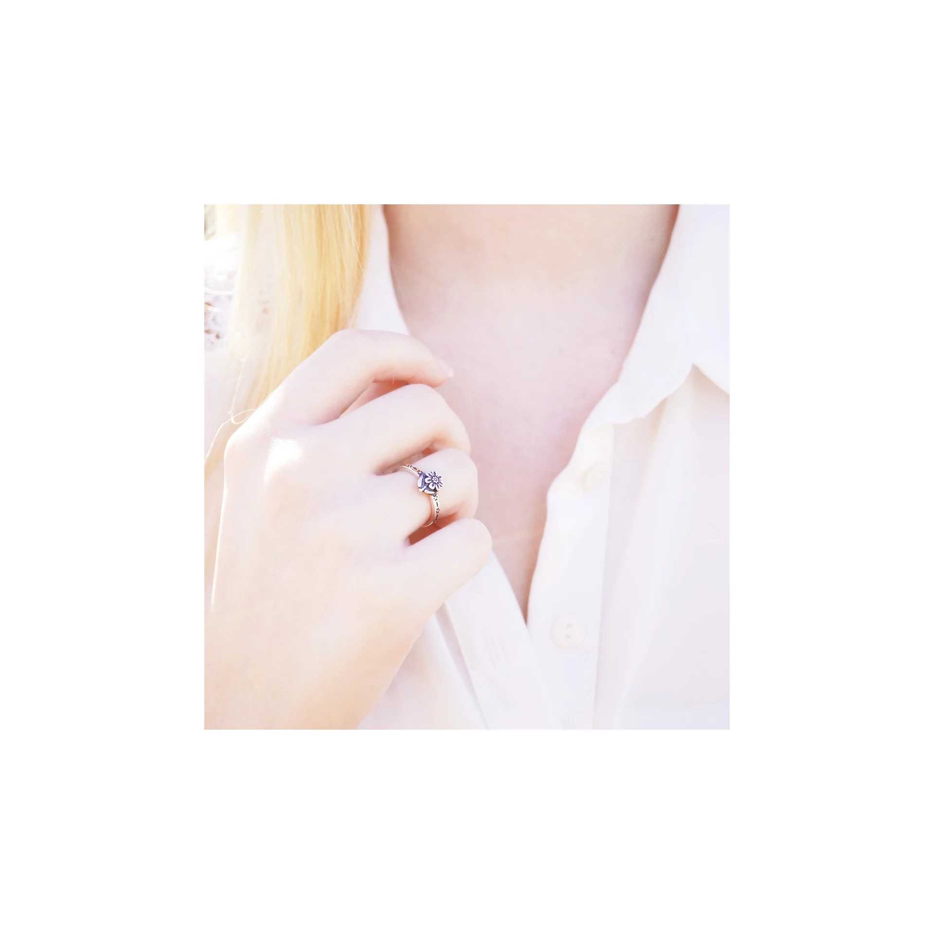 Mini Daisy Ring - Image 4